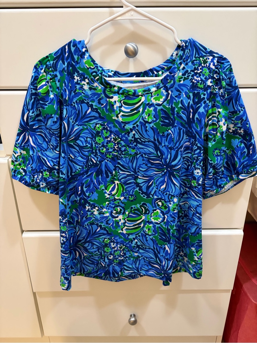 Lilly Pulitzer Rhett Top - Picture 2 of 5